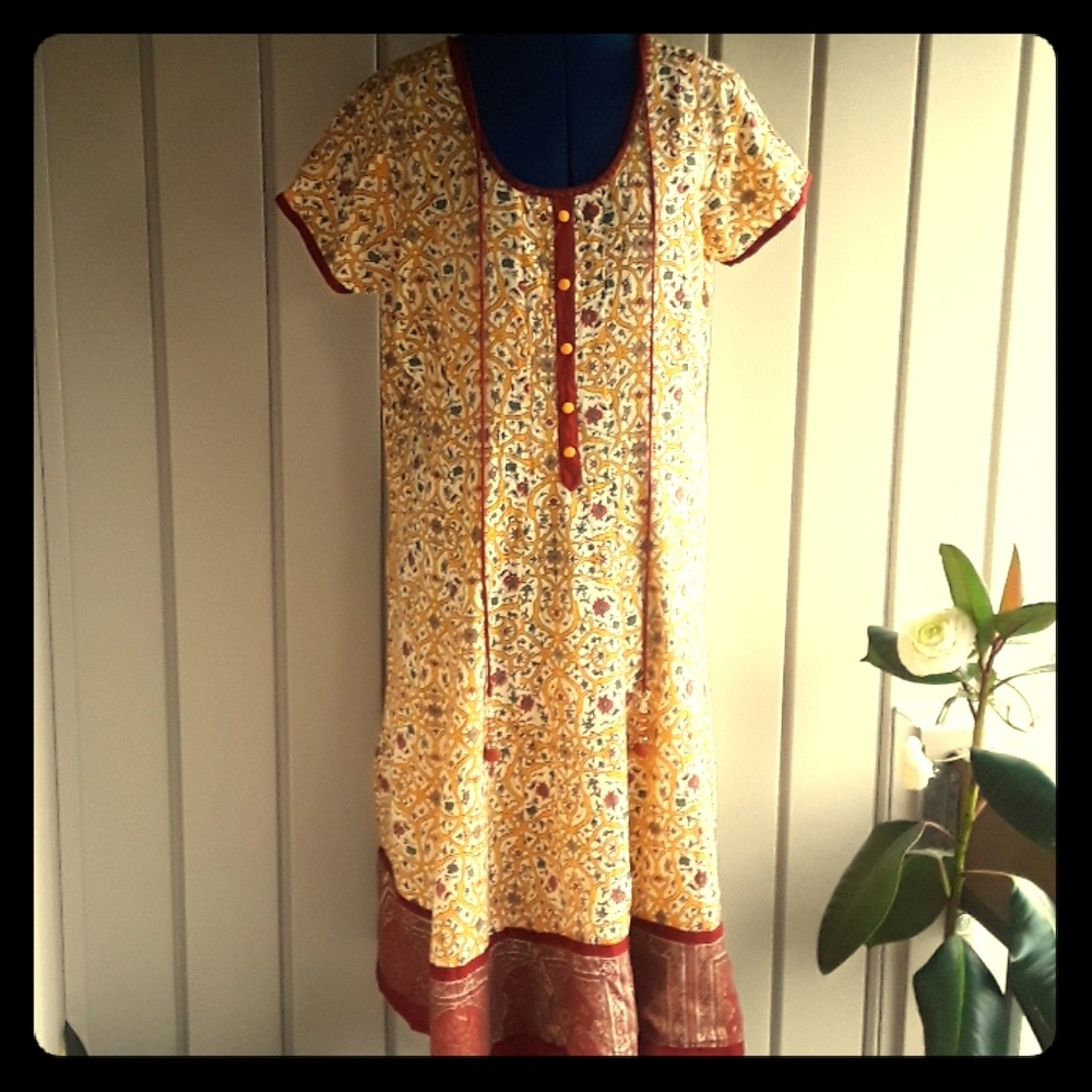 Anahi Midi Dress size  XL